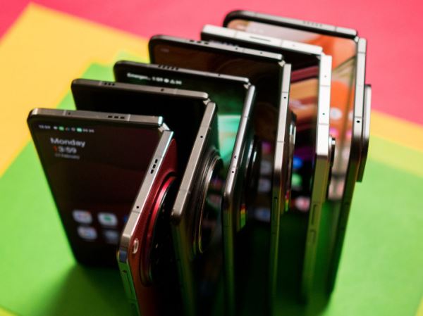 Huawei тотально доминирует на рынке раскладушек в Китае: отчёт IDC