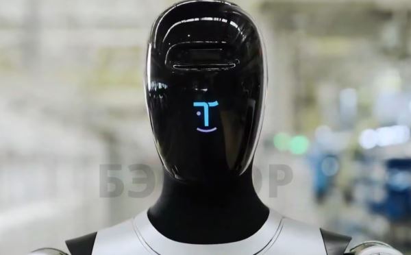 UBTech Robotics показала процедуру самостоятельной замены ячейки аккумулятора гуманоидным роботом Walker S2