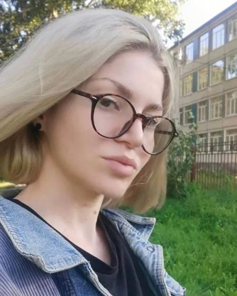Подруга чеченки Седы Сулеймановой предупреждала ее об опасности за три дня до похищения. Они обе бежали и прятались от своих семей