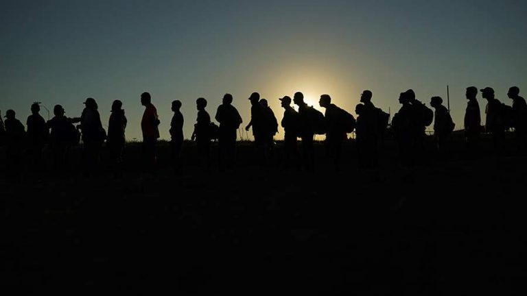 СМИ сообщили о несбывшейся «американской мечте» для съезжающих в Европу украинцев