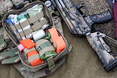 «Боевая фарма», допинг и стимуляторы. Какие препараты от усталости, стресса и страха продают солдатам в зоне СВО?