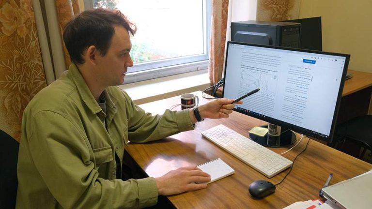 Ученые нашли новый источник вспышек в звездных «зародышах»