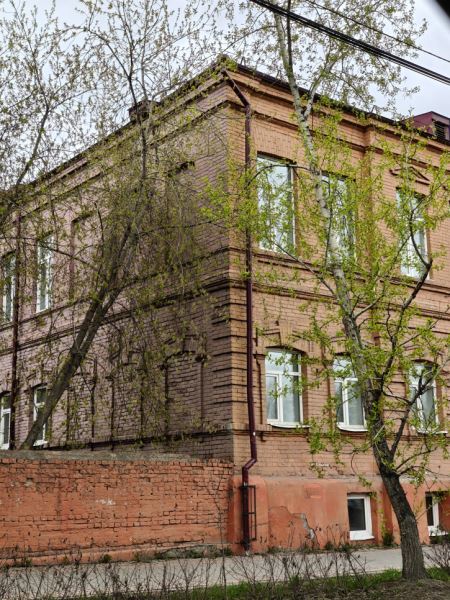 Обзор OnePlus 13T: компакт на максималках