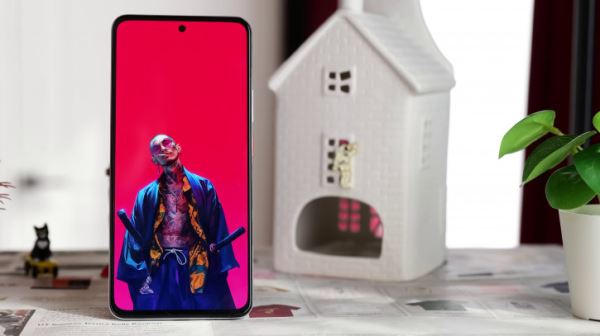 Обзор Realme 14 5G: новое поколение