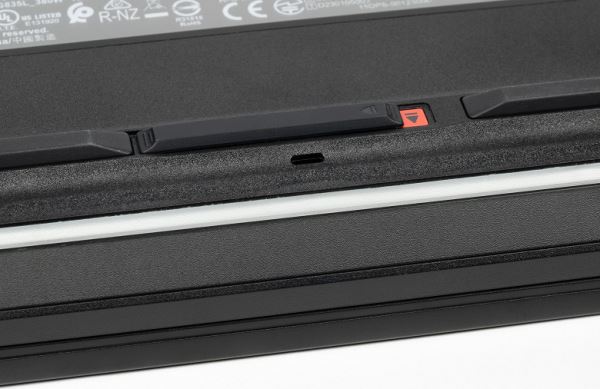 Обзор игрового ноутбука Asus ROG Strix Scar 18 G835LX с Intel Core Ultra 9 275HX и Nvidia GeForce RTX 5090 Laptop