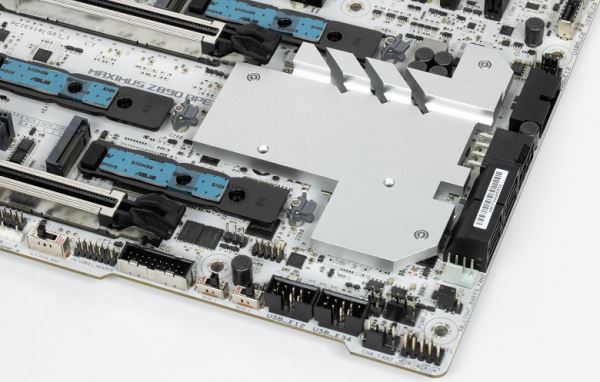 Обзор материнской платы Asus ROG Maximus Z890 Apex на чипсете Intel Z890