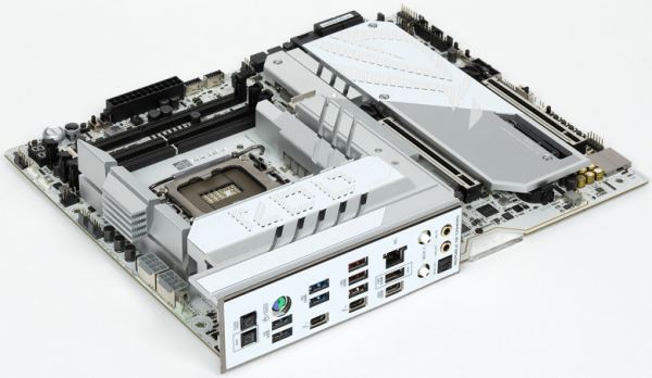 Обзор материнской платы Asus ROG Maximus Z890 Apex на чипсете Intel Z890