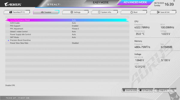 Обзор материнской платы Gigabyte X870 Aorus Stealth Ice на чипсете AMD X870 с расположением разъемов на обратной стороне текстолита