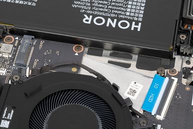 Обзор ноутбука Honor MagicBook 14 Pro (FMB-P) на Intel Core Ultra 9 285H с почти идеальным OLED-экраном