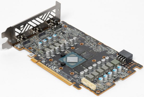 Обзор видеоускорителя AMD Radeon RX 9060 XT на основе карты Sapphire Pure Radeon RX 9060 XT (16 ГБ)