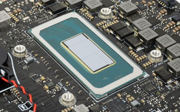 Тестирование встроенной графики Intel Core 5 Ultra 125H в 9 играх в сравнении с AMD Ryzen 7 5700G и Ryzen 9 7940HS